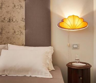 Rione V Ponte Apartment | Domus Domitia Luxury Living