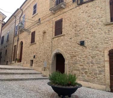 Cugnoli House | Domus Donna Rosa
