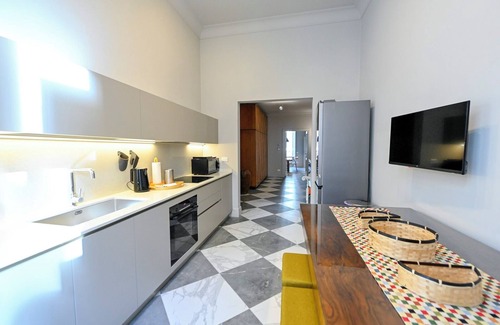 Rione XVIII Castro Pretorio Apartment | Domus Notabilis 35