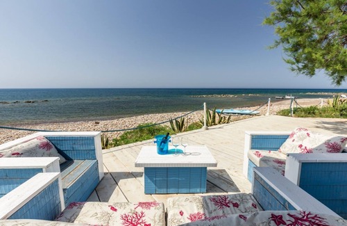 Milianni Villa | Domus Sicily - Casa dei Nomadi - Beach House Private Pool and Jacuzzi