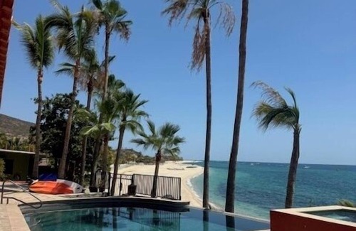 Buenavista Apartment | Don Julio Ocean view poolside room