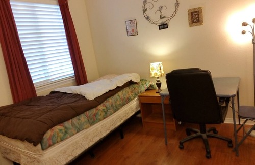 Lancaster Villa | Don Room 4