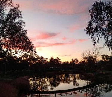 Donald Hotel | Donald Riverside Motel