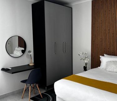 Rustenburg House | DonDave Guesthouse