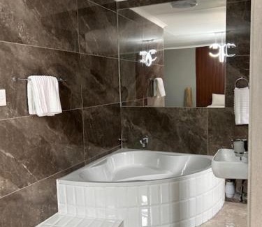 Rustenburg House | DonDave Guesthouse