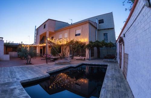Granja de Moreruela House | Donde Victor Luna