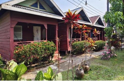 Don Det House | DONDET Garden Guest House
