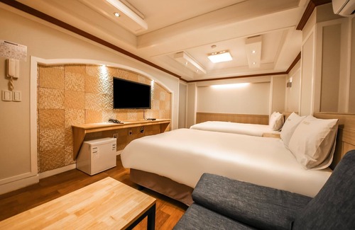 Donghae Hotel | Donghae Buyeong Motel