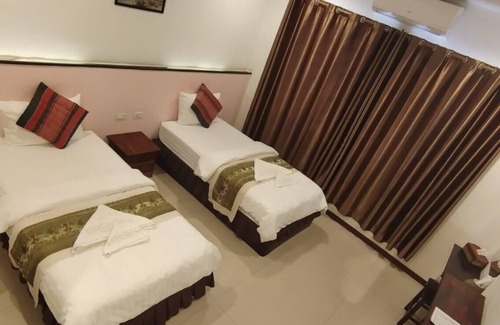 Thakhek Hotel | Dongsay Hotel Thakhek