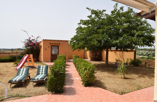 Porto Palo House | Donna Luigia