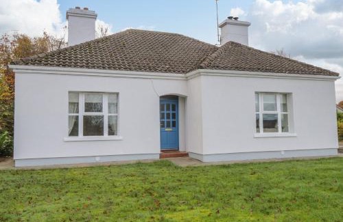 Massbrook House | DonRoss Cottage