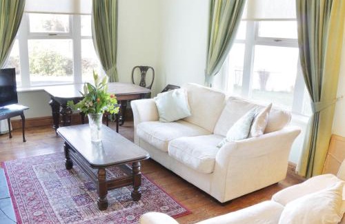 Massbrook House | DonRoss Cottage