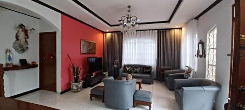 Donsol House | Donsol Aguluz Homestay