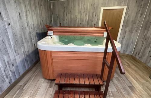 Tempo House | Doon Cottage Sleeps 8 Hottub Gym Area Pool Table