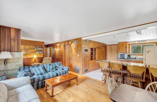 Idlewild House | Door County Cabin on the Water