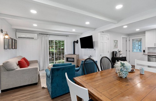 Baileys Harbor House | Door County Dreaming Cabin, Pet Friendly