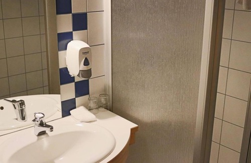 Seeboden Bed & Breakfast | Doppelzimmer Ohne Balkon - Pension Kärnten