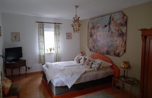 Wittstock/Dosse House | Doppelbettzimmer auf Bauernhof in Naturalleinlage