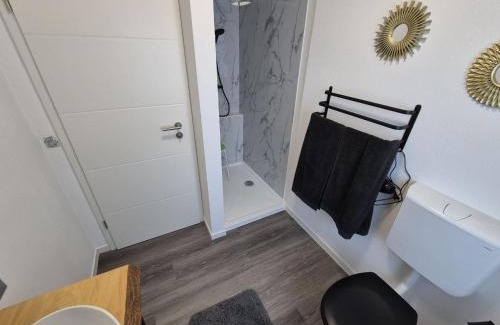 Niesgrau Apartment | Doppelhaushälfte Thora