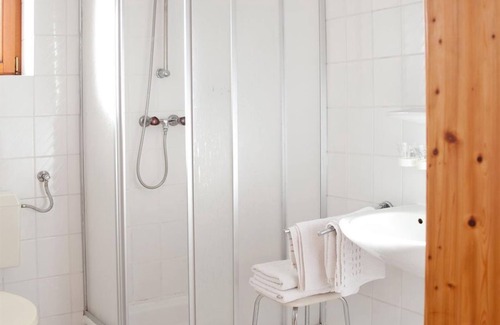 Wagerberg Apartment | Doppelzimmer - 1 Nacht - Gästehaus Gigler
