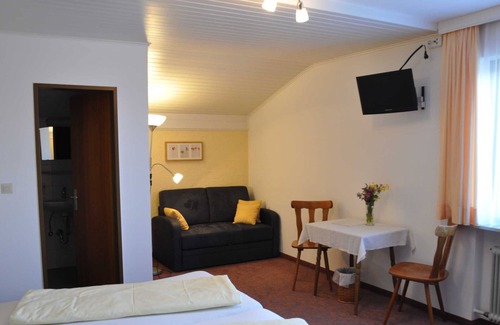 Alberschwende Apartment | Doppelzimmer 1 - Haus Berchtold