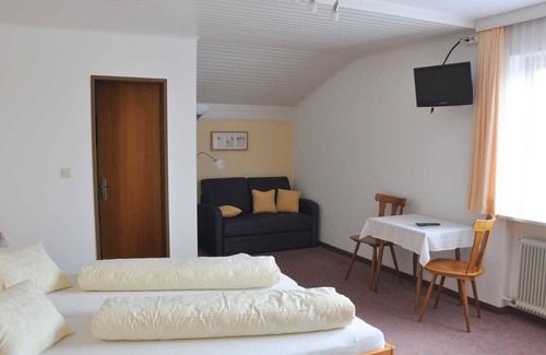 Alberschwende Apartment | Doppelzimmer 1 - Haus Berchtold