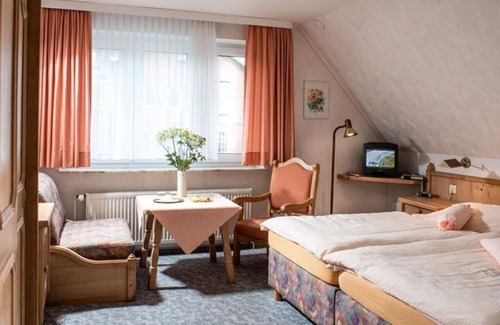 Welt Bed & Breakfast | Doppelzimmer 3 - Pension Wiesengrund