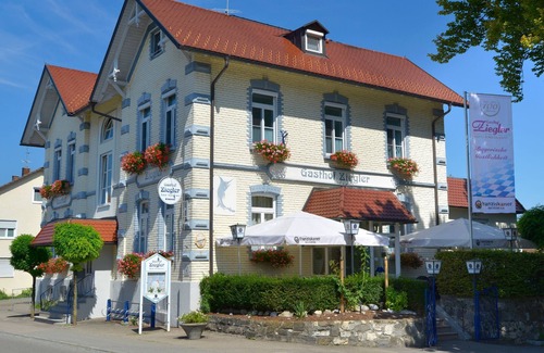 Oberreitnau Apartment | Doppelzimmer Superior 23 qm mit WC und Dusche