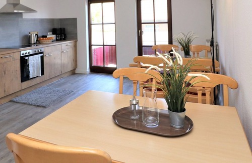 Ostseebad Wustrow Apartment | Doppelzimmer mit Balkon Direkt am Hafen von Wustrow