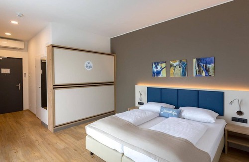 Rust Bed & Breakfast | Doppelzimmer Deluxe mit Du/wc - Hotel am See Rust