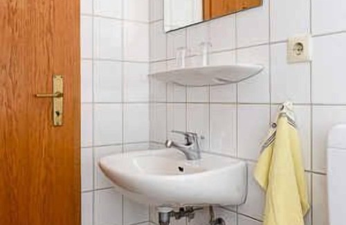 Altharlingersiel House | Doppelzimmer E - Huus An't Deep in Altharlingersiel