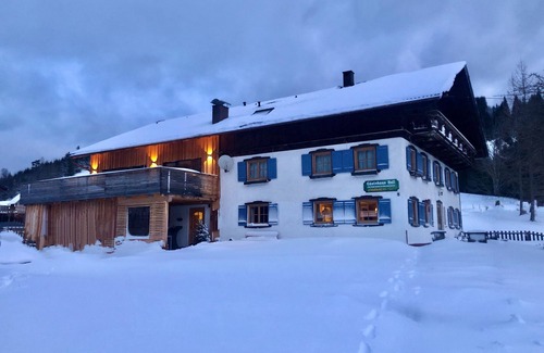 Schattwald Apartment | Doppelzimmer - Gästehaus Holl