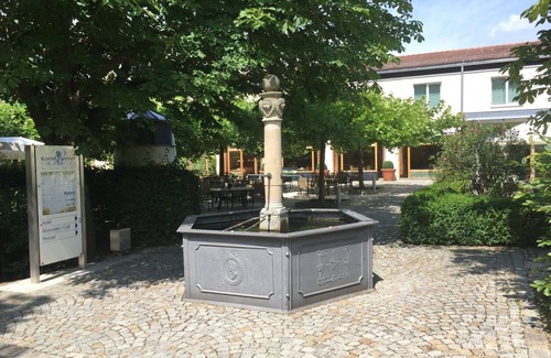 Roggenburg Apartment | Doppelzimmer mit Dusche und WC