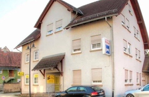 Weiler Apartment | Doppelzimmer mit Dusche und WC, Teilweise Etagenbad