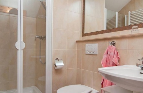 Latschach Bed & Breakfast | Doppelzimmer Ohne Balkon - Pension Piovesan