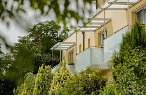 Bad Radkersburg House | Doppelzimmer Pool-blick - Hotel Garni Toscanina Garni