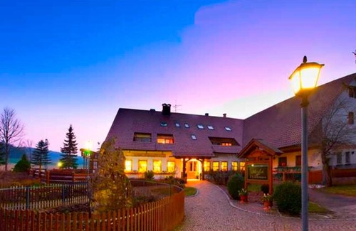 Lichtenstein House | Doppelzimmer - Stahlecker Hof