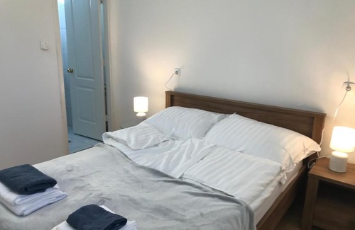 Bukfurdo Apartment | Dóra Apartman