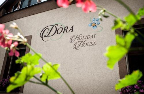 Keszthely Apartment | Dora Holiday House & Apartments