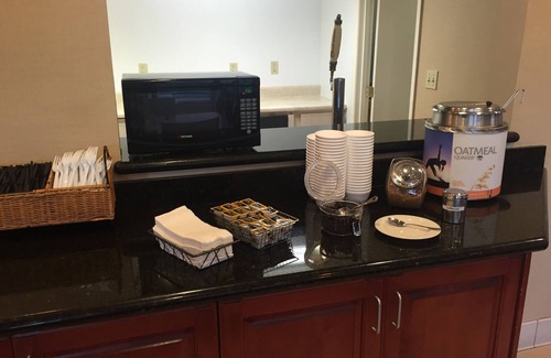 Doral Hotel | Doral Inn & Suites Miami Airport West