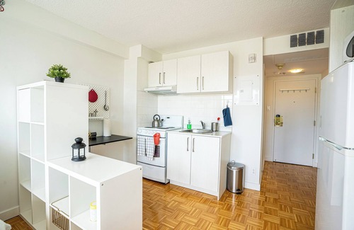 Shaughnessy Village Apartment | Dorchester Chic Studio