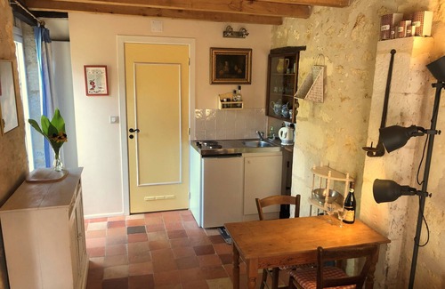 Saint-Medard-de-Mussidan House | Dordogne holiday home with 12m x 6m heated pool in a beautiful setting