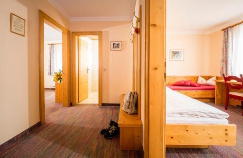 Maria Laach am Jauerling Hotel | Dorf Hotel Grüner Baum