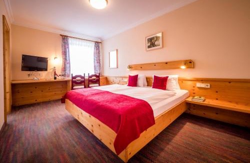Maria Laach am Jauerling Hotel | Dorf Hotel Grüner Baum