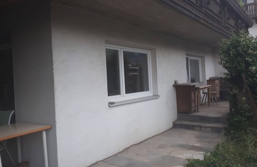 Baumkirchen Apartment | Dorfidylle Nahe Innsbruck, Ganze Etage, Ruhelage, mit Terrasse und Garten