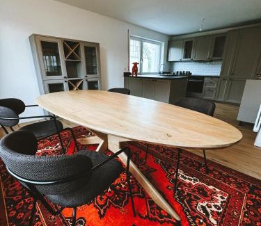 Gebsattel Apartment | Dorfplatz Suite mit Weitblick, ganz neu und unfassbar gemütlich 10 min von Rothenburg ob der Tauber
