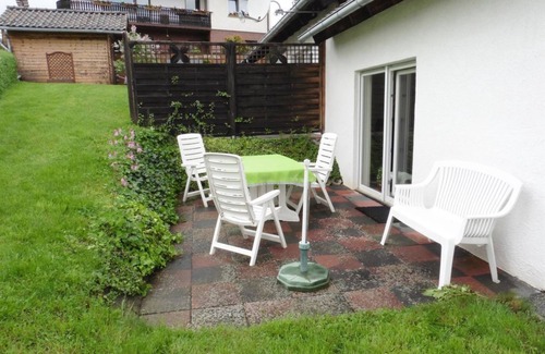 Winkel Apartment | Dorfsicht 6-bett-appartement - Ferienwohnungen Waldsicht und Dorfsicht