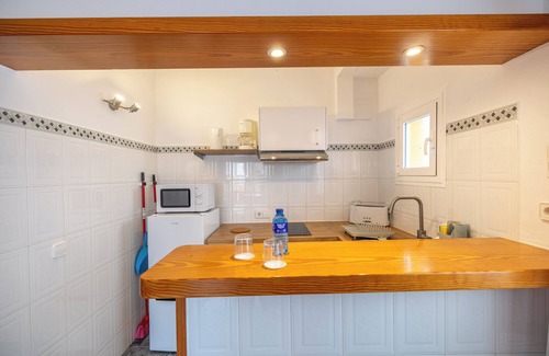 Colonia Sant Jordi Hostel | Doris