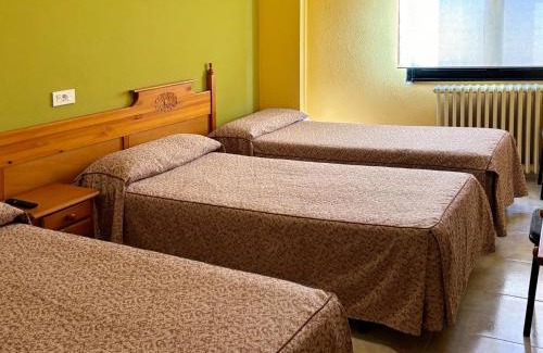 Sahagun House | DORMERO Hotel y Albergue Sahagun