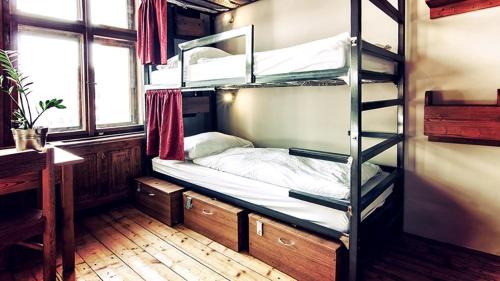 Kepez House | Dormitory Pension Sofas Bunk Bed Rooms in Homestay Apartment